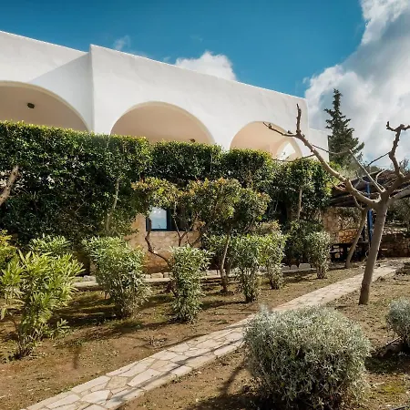 Vintage Holiday In Likorema With Terrace